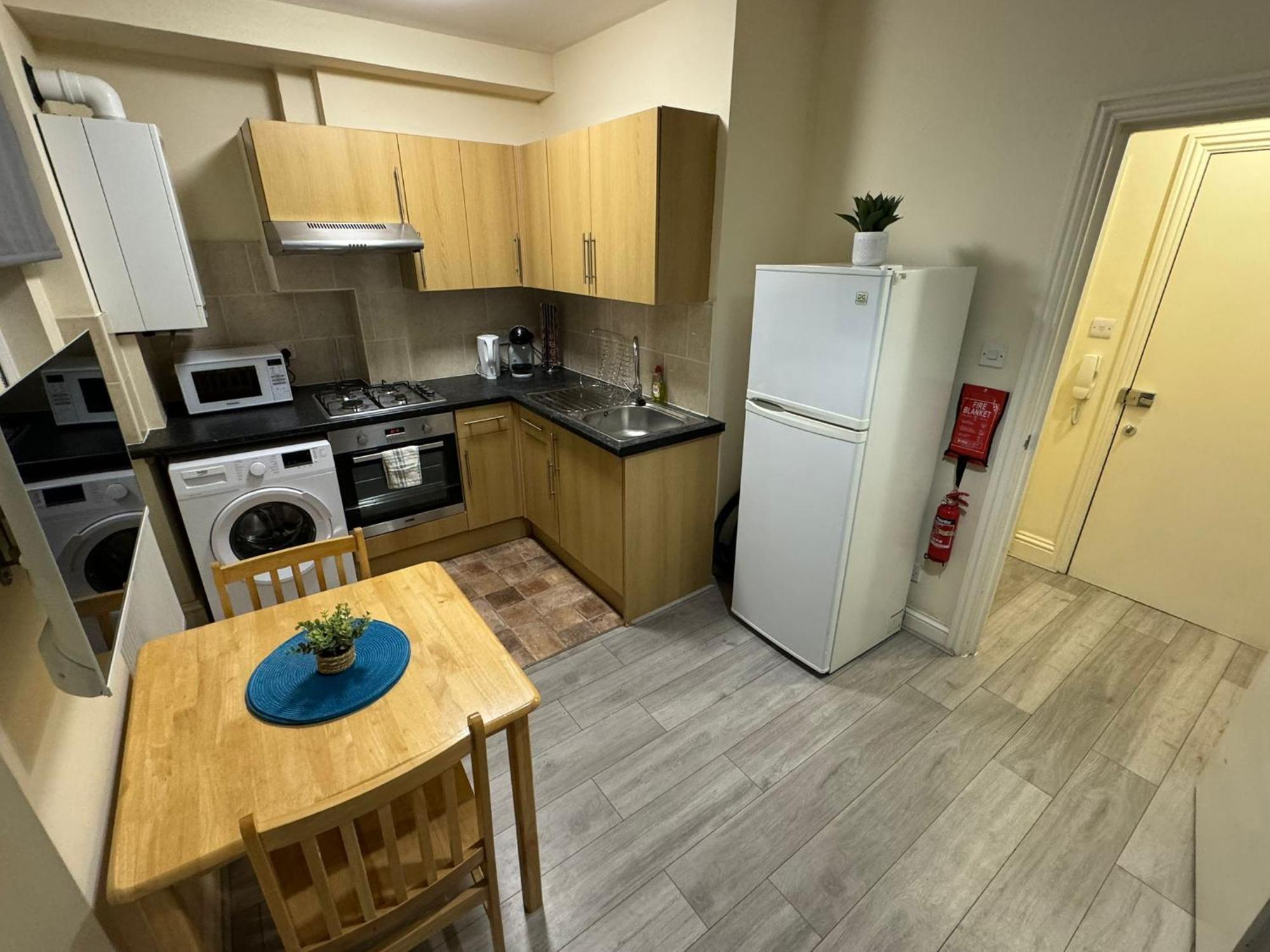 Lovely Flat In Camden Town Лондон Екстериор снимка